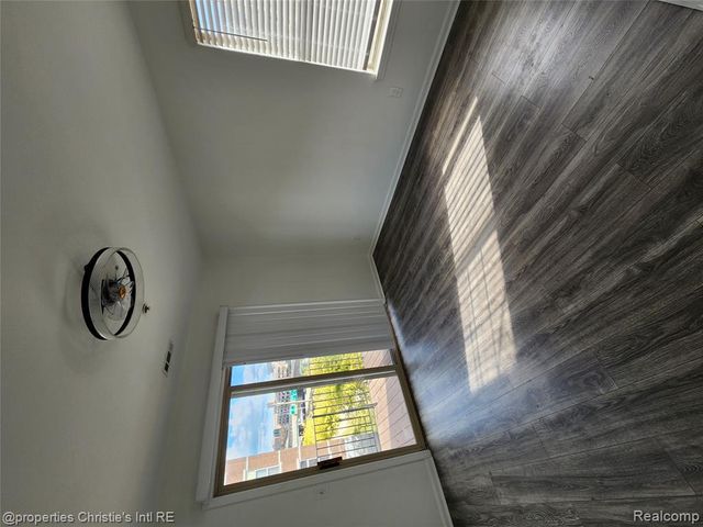 2442 Woodward Avenue, Detroit, MI 48201