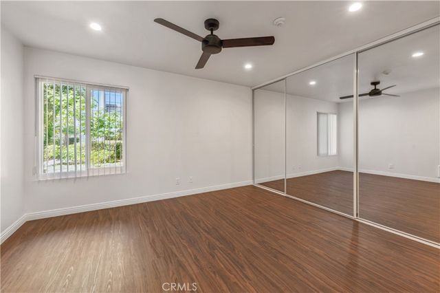 415 S Prospect Avenue 204, Redondo Beach, CA 90277