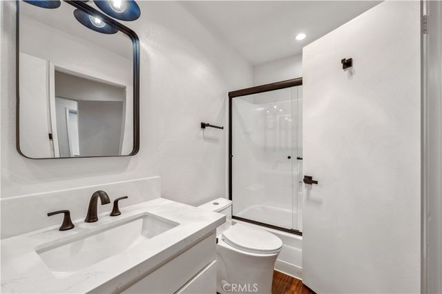 415 S Prospect Avenue 204, Redondo Beach, CA 90277