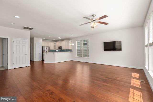 5714 SPRING ARBOR CIR, Fredericksburg, VA 22407