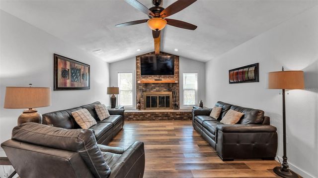 6727 NELLS WAY, Lakeland, FL 33813