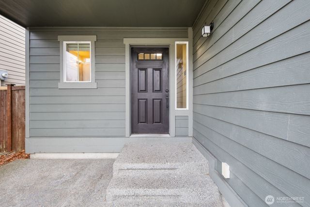 25912 35th Place S, Kent, WA 98032