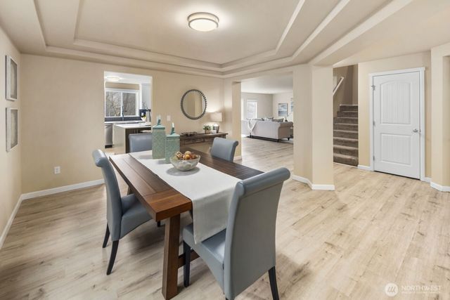 25912 35th Place S, Kent, WA 98032