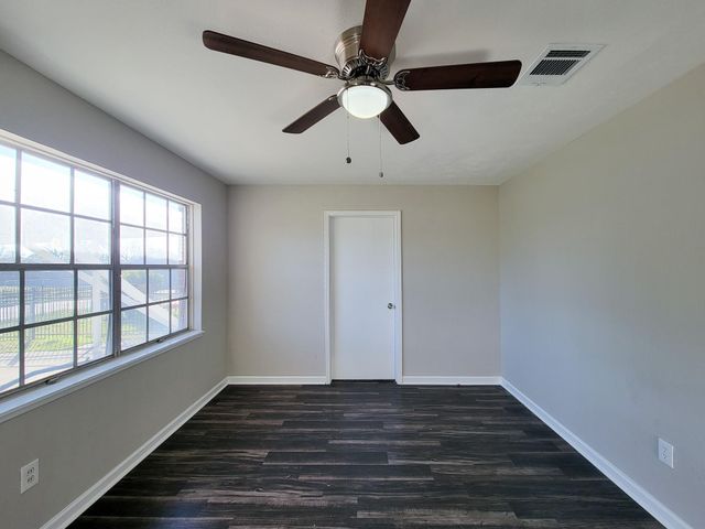 4119 Holloway Drive, Houston, TX 77047