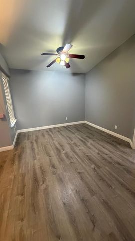 5398 W Robinson Avenue, Fresno, CA 93722