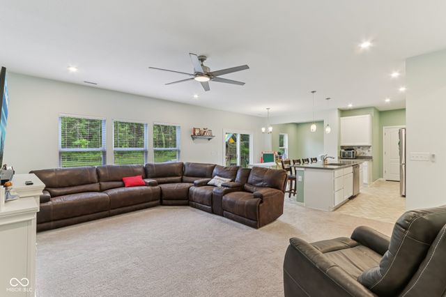 1022 Cyprian Way, Lebanon, IN 46052