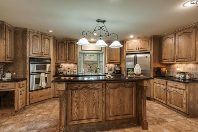 2622 AMHERST DRIVE, Wichita Falls, TX 76308