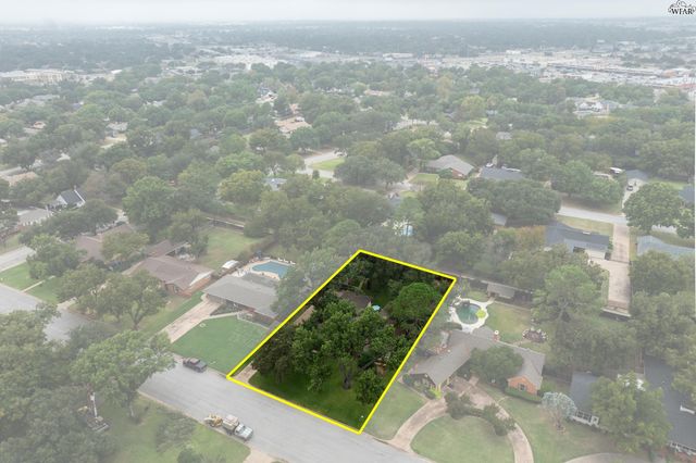 2622 AMHERST DRIVE, Wichita Falls, TX 76308