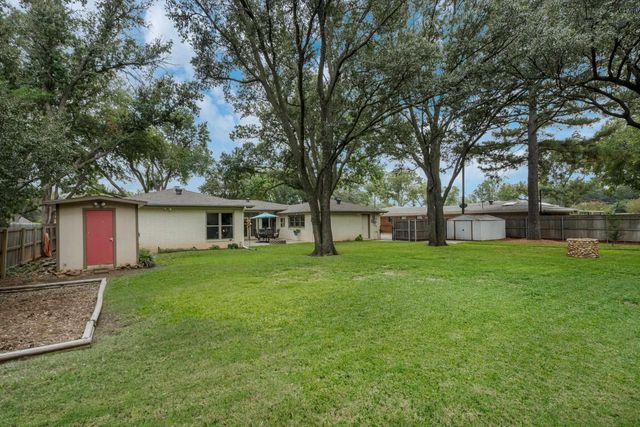 2622 AMHERST DRIVE, Wichita Falls, TX 76308