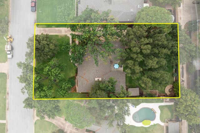 2622 AMHERST DRIVE, Wichita Falls, TX 76308