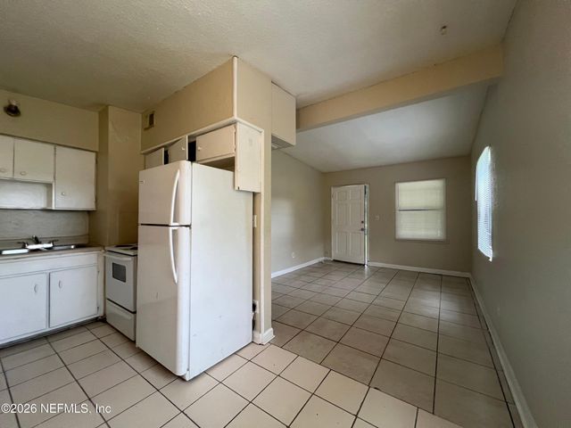 5559 VERBENA Road, Jacksonville, FL 32209