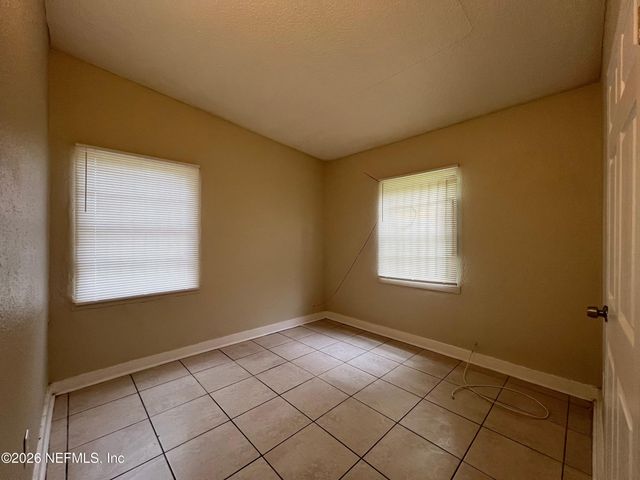 5559 VERBENA Road, Jacksonville, FL 32209