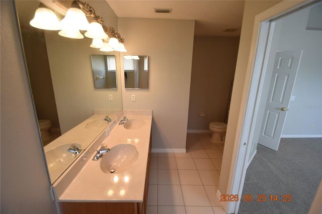 556 BLACK LION DRIVE NE 556, St Petersburg, FL 33716