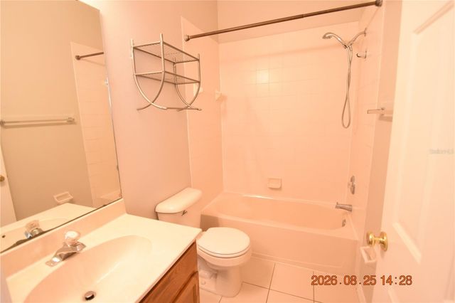 556 BLACK LION DRIVE NE 556, St Petersburg, FL 33716
