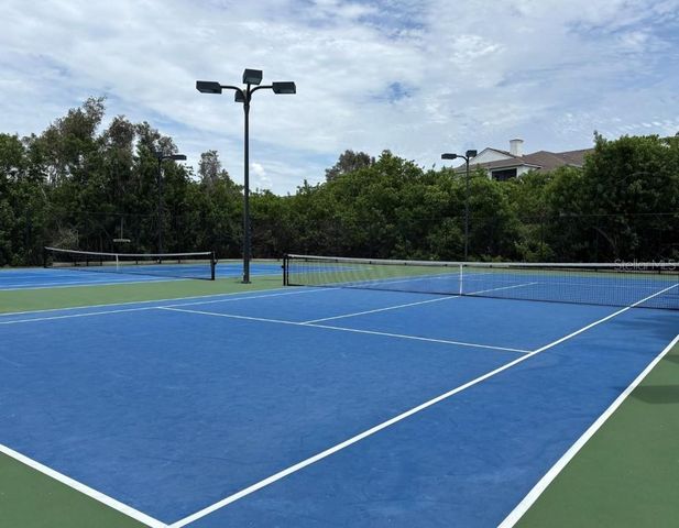 556 BLACK LION DRIVE NE 556, St Petersburg, FL 33716