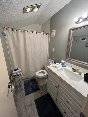 12500 Melville Drive Drive B313, Montgomery, TX 77356