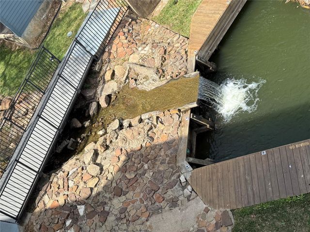 12500 Melville Drive Drive B313, Montgomery, TX 77356