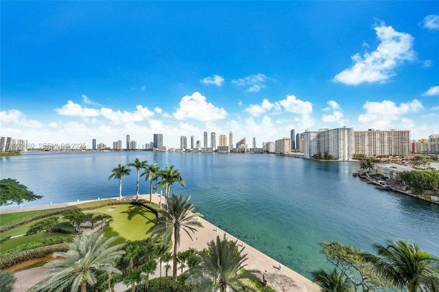 2600 Island Boulevard 703, Aventura, FL 33160