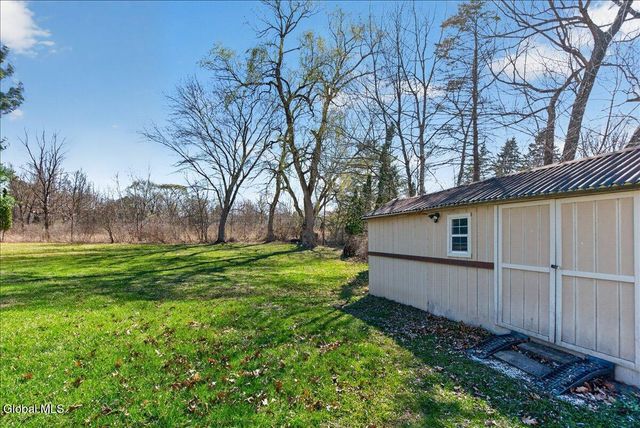 25 Dorchester Drive, Stillwater, NY 12170
