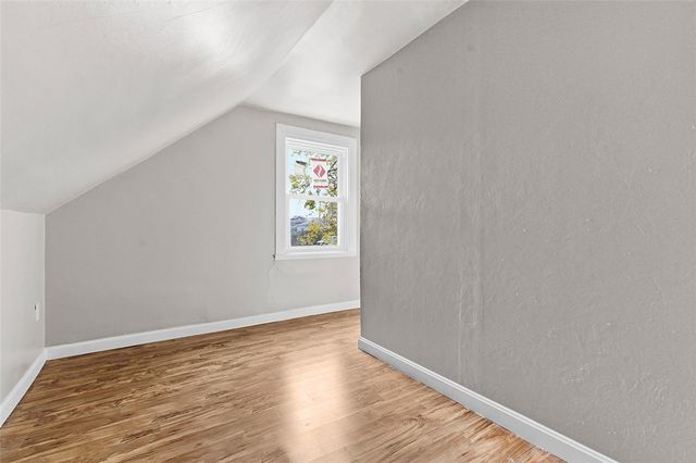 430 Newkirk St, Carnegie, PA 15106