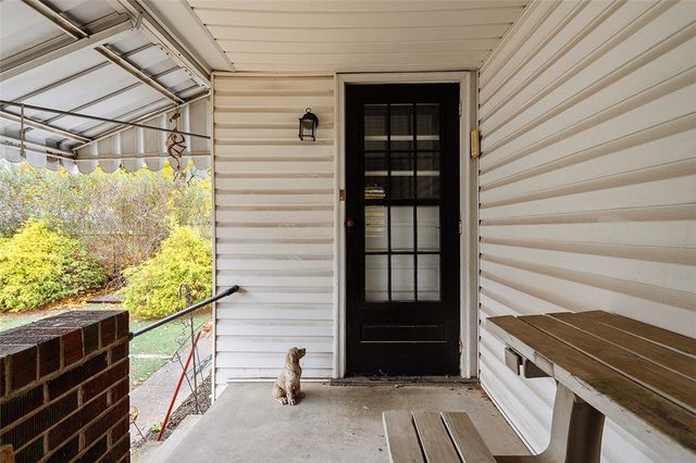 430 Newkirk St, Carnegie, PA 15106