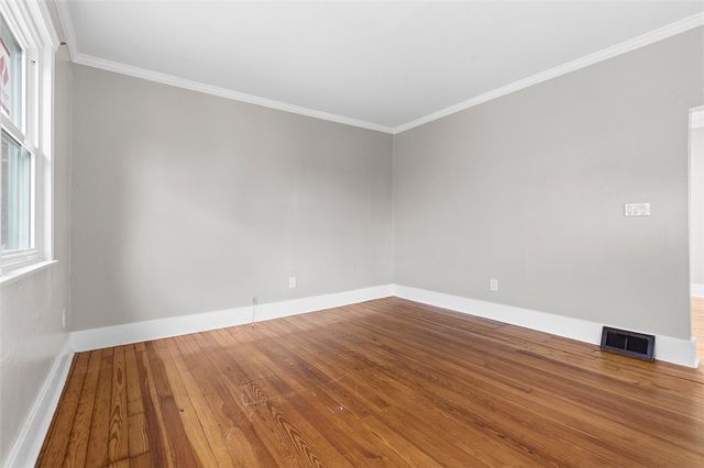 430 Newkirk St, Carnegie, PA 15106