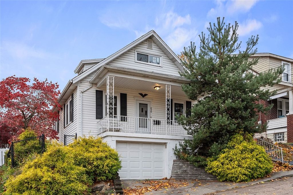 430 Newkirk St, Carnegie, PA 15106