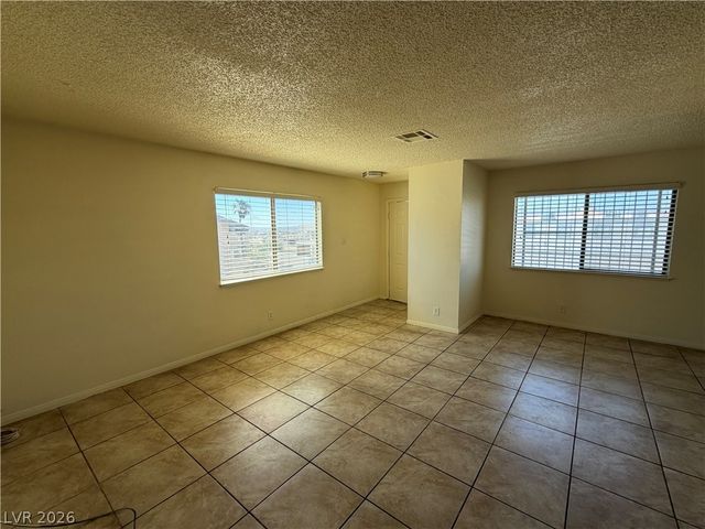 6941 Appleton Drive D, Las Vegas, NV 89156