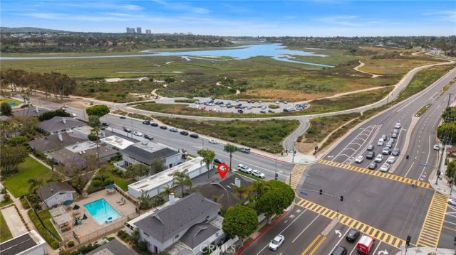 2528 University Drive, Newport Beach, CA 92660