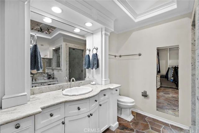 2528 University Drive, Newport Beach, CA 92660