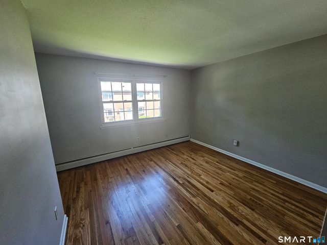 55 Beths Avenue 81, Bristol, CT 06010