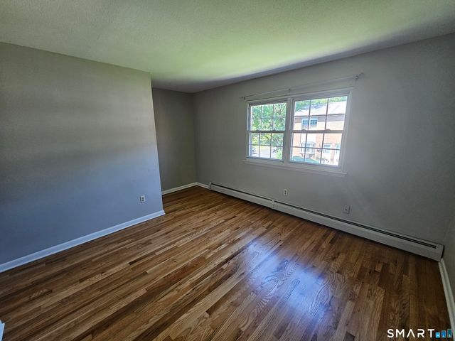 55 Beths Avenue 81, Bristol, CT 06010