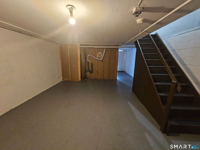 55 Beths Avenue 81, Bristol, CT 06010