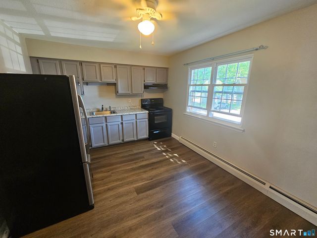 55 Beths Avenue 81, Bristol, CT 06010