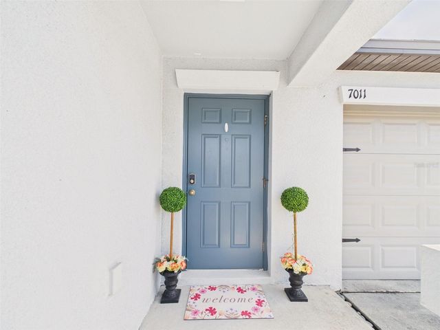 7011 KING CREEK DRIVE, Sun City Center, FL 33573