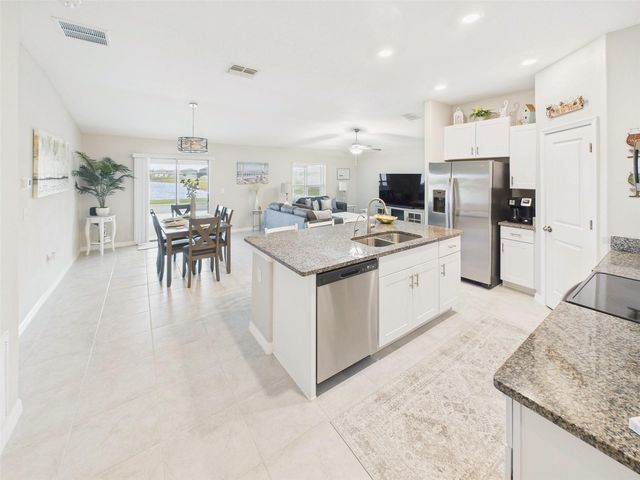 7011 KING CREEK DRIVE, Sun City Center, FL 33573