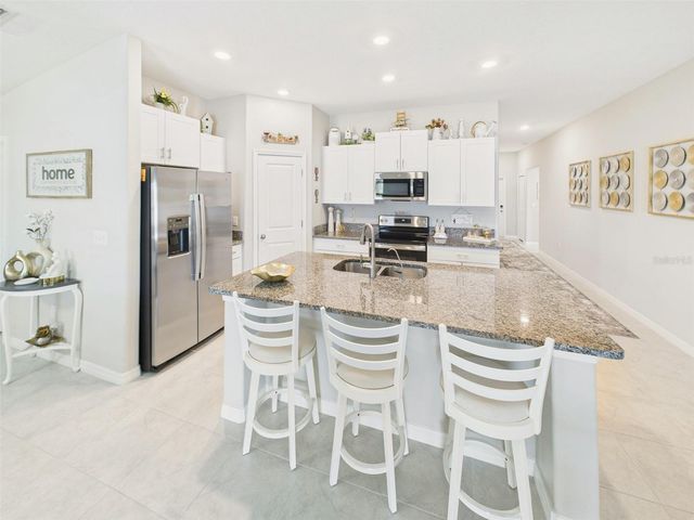 7011 KING CREEK DRIVE, Sun City Center, FL 33573