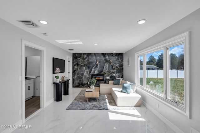 64 Stevens Road, Toms River, NJ 08755
