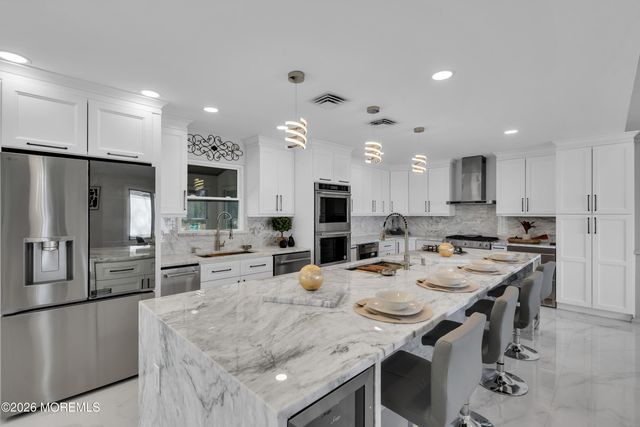 64 Stevens Road, Toms River, NJ 08755