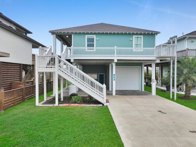 943 Sand Dune Drive, Crystal Beach, TX 77650