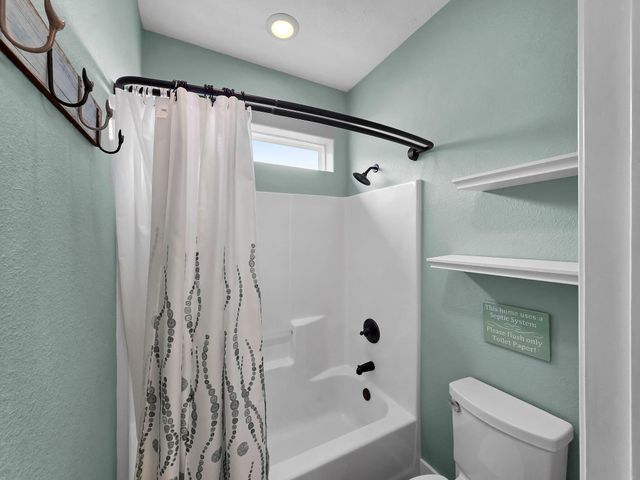 943 Sand Dune Drive, Crystal Beach, TX 77650