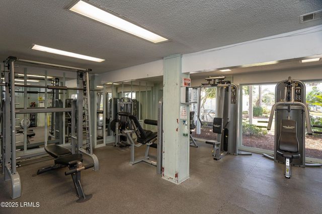 34 Lakeview Lane, Harbor Island, SC 29920