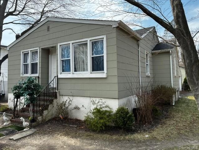 99 Central Avenue, Port Jefferson, NY 11776