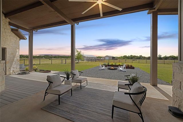 215 Mesa Vista DR, Leander, TX 78641