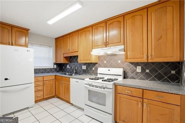 101 Cedar Ct SE, Marietta, GA 30067