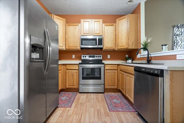 13115 N Elster Way, Fishers, IN 46037