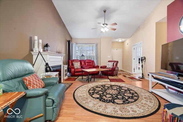 13115 N Elster Way, Fishers, IN 46037