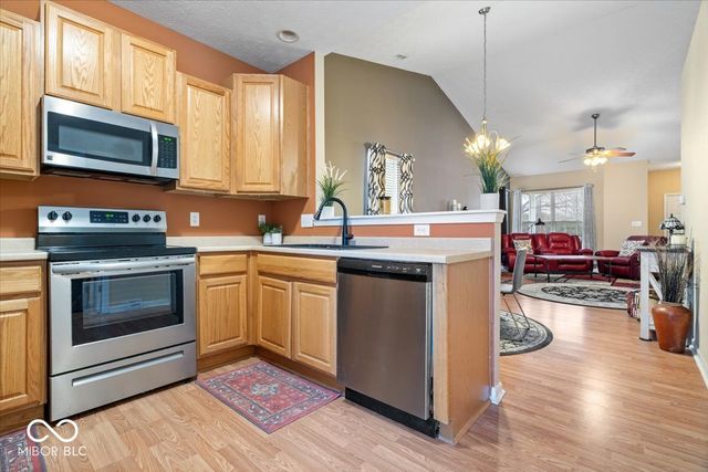 13115 N Elster Way, Fishers, IN 46037