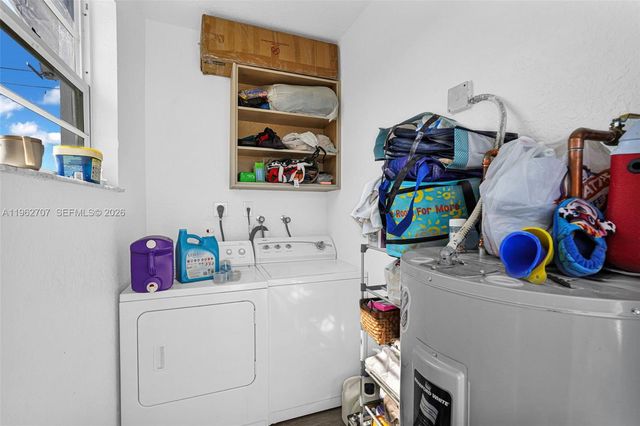 3280 NW 213th Ter, Miami Gardens, FL 33056