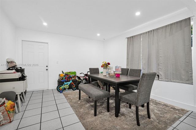 3280 NW 213th Ter, Miami Gardens, FL 33056